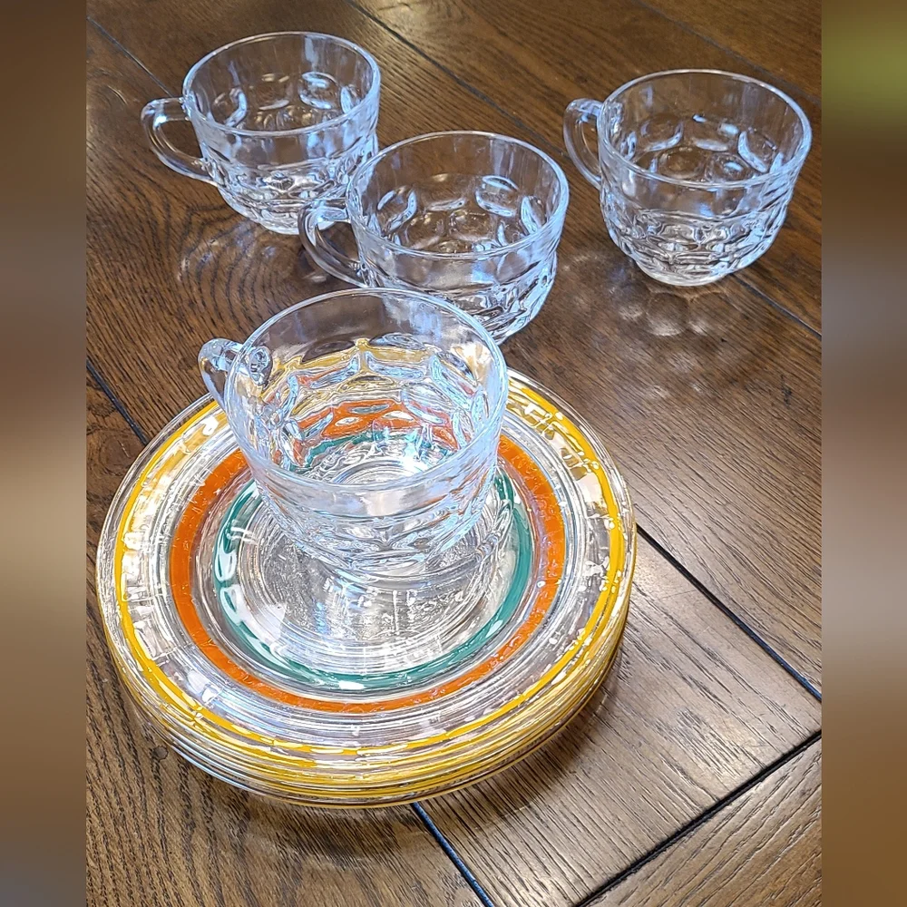 Anchor Hocking  snack plates with Federal Glass punch cups set of 4🐣